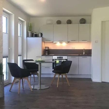 Strelasundblick بيت للعطل Altefähr